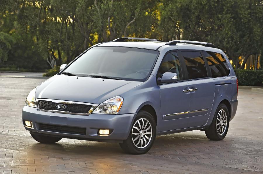  Kia Sedona 2010 года  (фото 54 из 54)